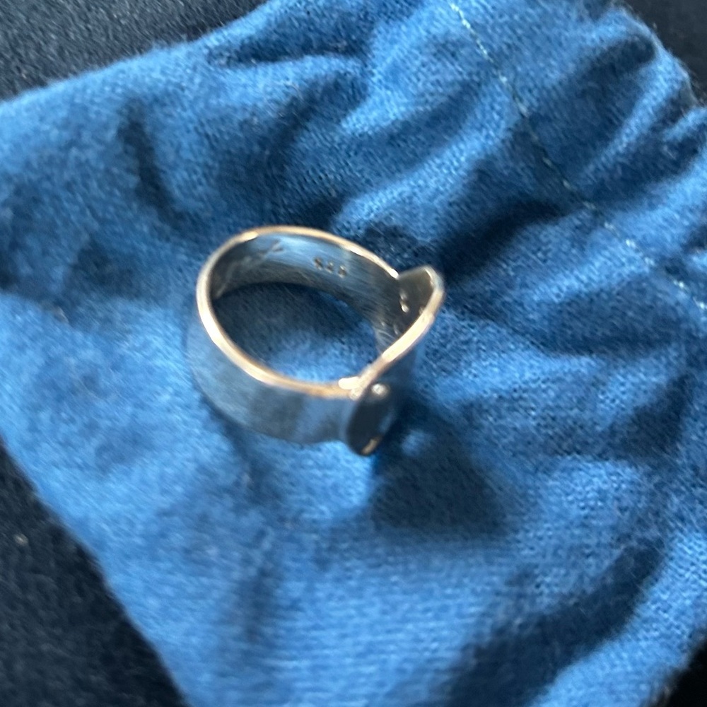 Mignon Faget Sand Dollar Ring - Picture 9 of 13